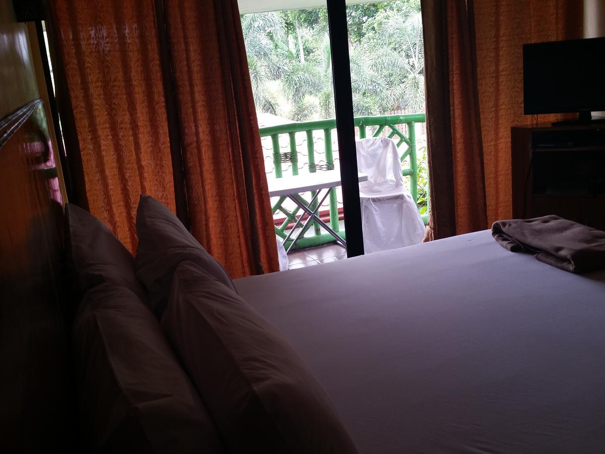 Casa De Miguelitos Otel Tagaytay City Dış mekan fotoğraf
