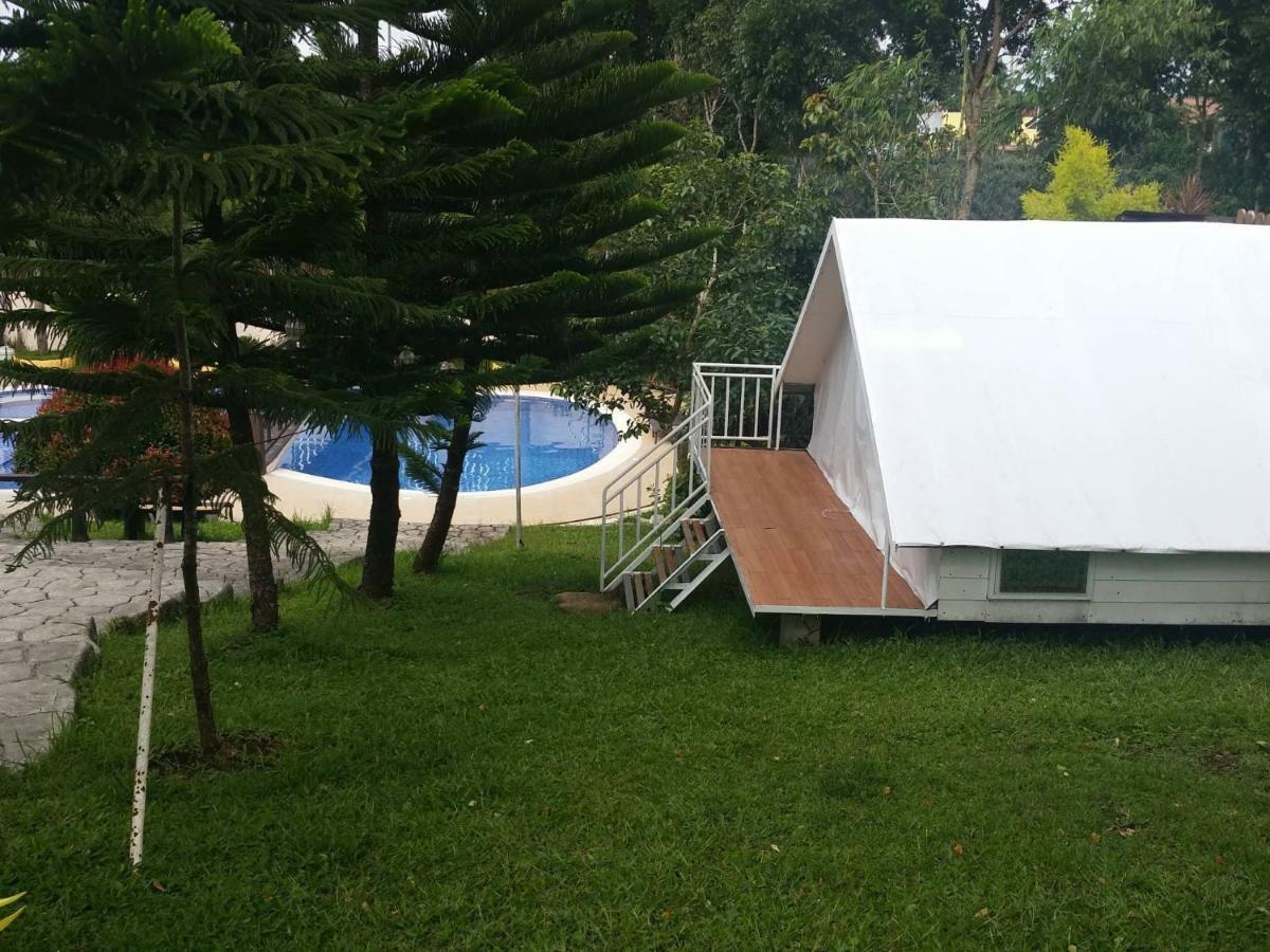 Casa De Miguelitos Otel Tagaytay City Dış mekan fotoğraf