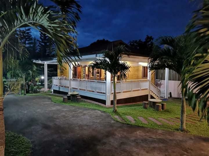 Casa De Miguelitos Otel Tagaytay City Dış mekan fotoğraf
